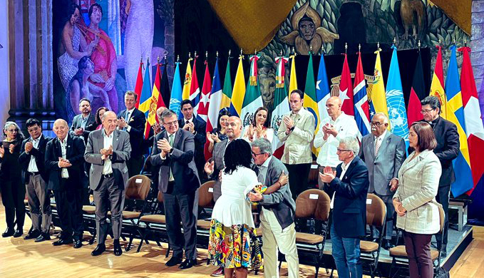 Colombia, ELN rebels renew peace talks